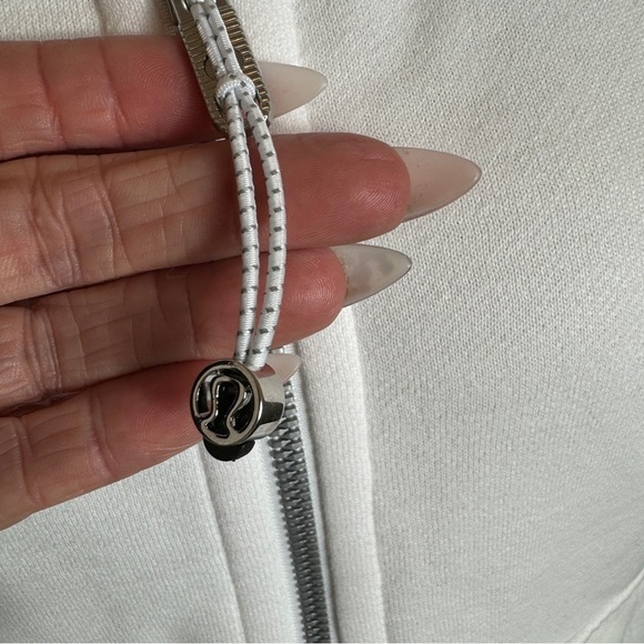 NWT - lululemon Scuba Oversized Full Zip - White - Size:  XL/XXL - Picture 6 of 13